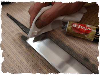 Instructions: How to remove light rust