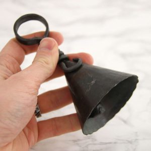 Rautainen kello -käsintaottu