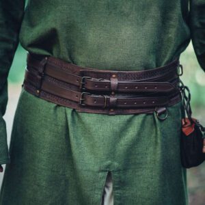 Kohokuvioitu leveä vyö