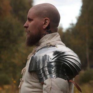 German Asymmetrical Shoulder Armor – 1460–1500