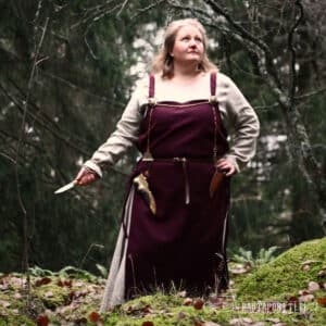 Villainen viikinkiajan esiliinamekko (Vanha mitoitus)