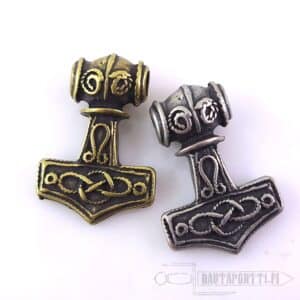 Thorin vasara riipus Ruotsista