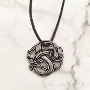 Viikinkiaikainen lohikäärmeriipus