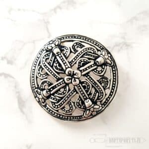 Borre-tyylinen suomalainen pyöreä kupurasolki